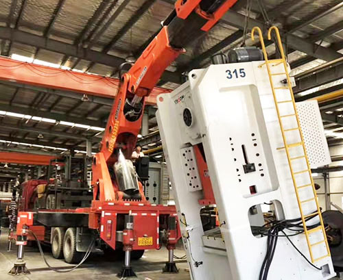 阳原县提升工作效率，选择优质折臂吊租赁服务